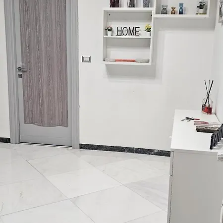 Vittoria's Guest house Rome