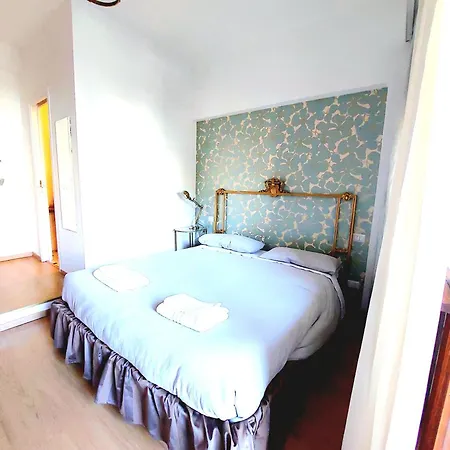Vanity - 4 Bedrooms With 4 Bathrooms - Ac & Wifi Apartment