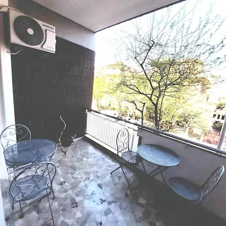 Vanity - 4 Bedrooms With 4 Bathrooms - Ac & Wifi Apartment Rome