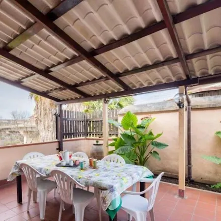 Per Chi Ama Prendere Il Caffe In Terrazzo Apartment Rome