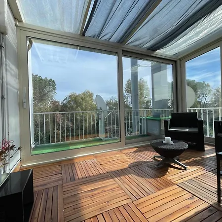 Apartment In Naomi