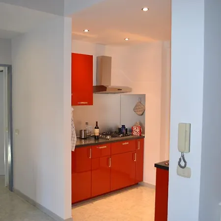 White & Grey House Apartamento *