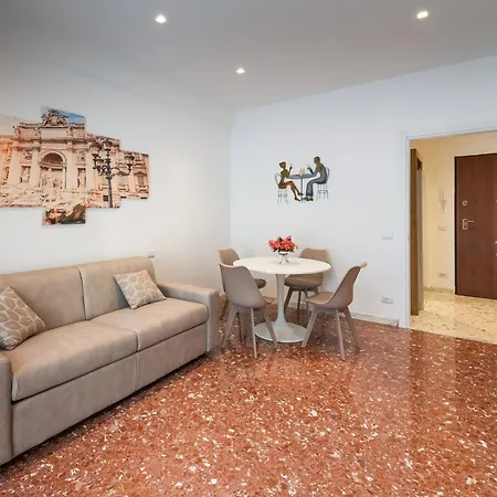 Holiday home Luxury And Sweet Home-metro Malatesta