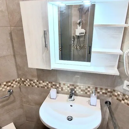 Cecilia House * Rome