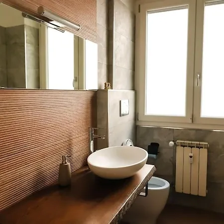Ophelia Apartment