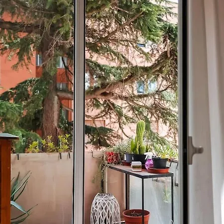Ophelia Apartment