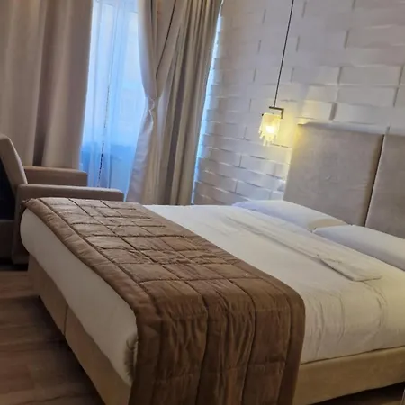 Bed & Breakfast Living 2*