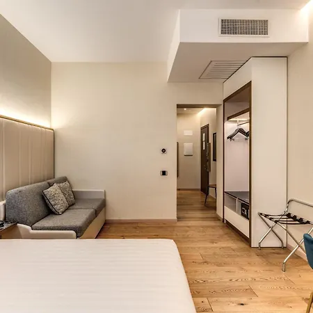Cc Palace Hotel 4*