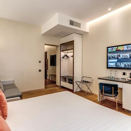Cc Palace 4* Roma