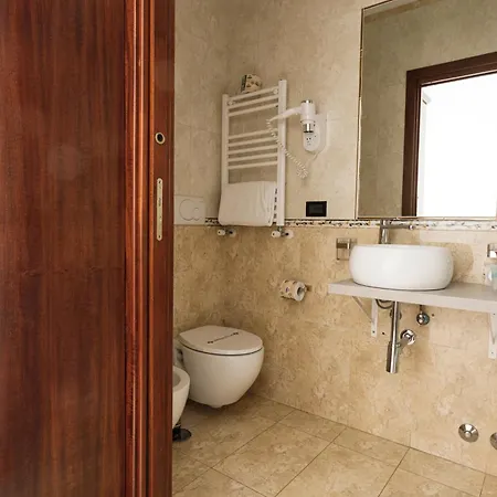 Glam Luxury Roma