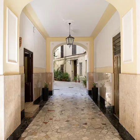 Domus Alba Mantua Apartamento Roma