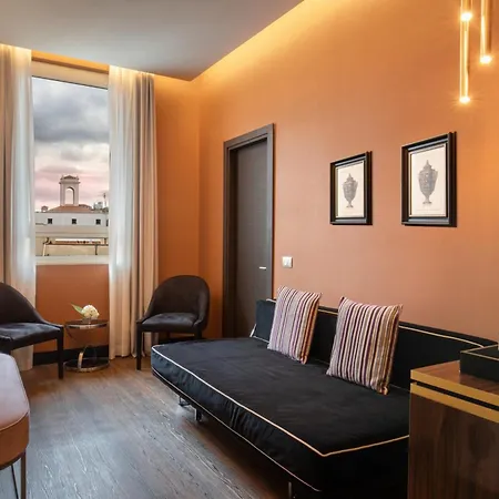 Hotel The Guardian 4*