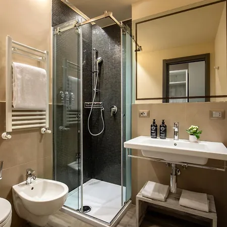 Hotel The Guardian 4*