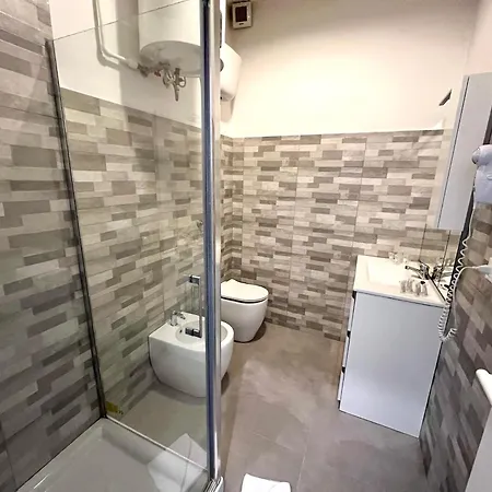 A Quattro Passi Da Guest house 3*