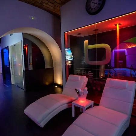 The One Boutique & (adults Only) 4*