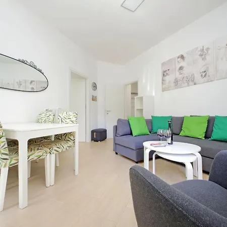 Apartment Livorno By Halldis Rome