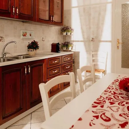 Sweet Valerio Apartment Rome