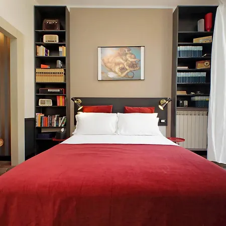 Michelangelo Charmsuite Rome