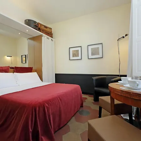 Michelangelo Charmsuite