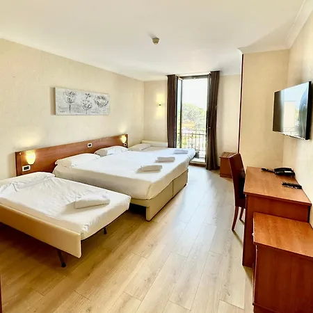 Hotel Romoli