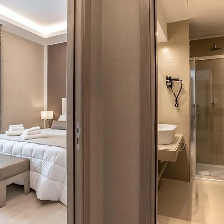 Otel Genova 4*