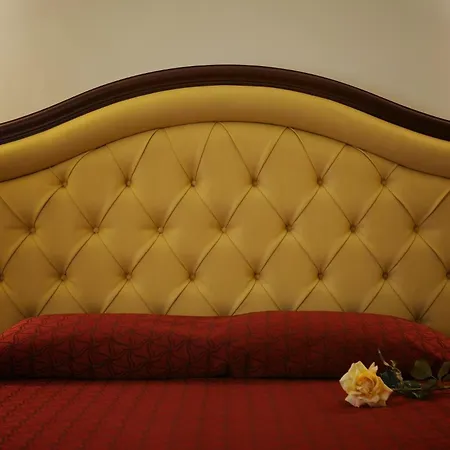 Bed & Breakfast Domus Augusta