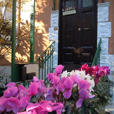 Penzion Vatican Garden House 2*
