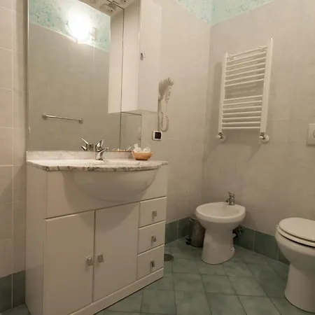 Πανσιόν St. Peter's 2*