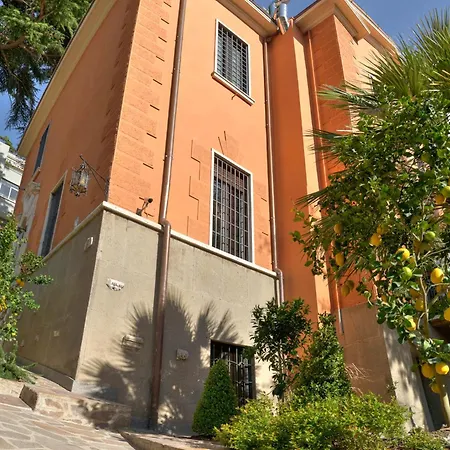 Contessa Arrivabene Antica Dimora Rome