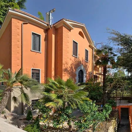 Bed & Breakfast Contessa Arrivabene Antica Dimora 2*