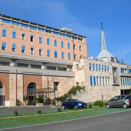 Hotel Eur Parco Dei Pini 3*