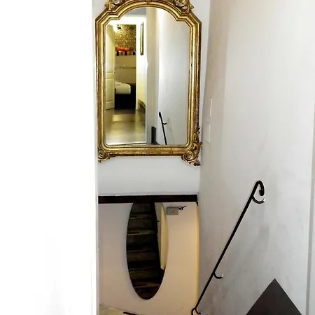Affittacamere Relais Palazzo Taverna 3*