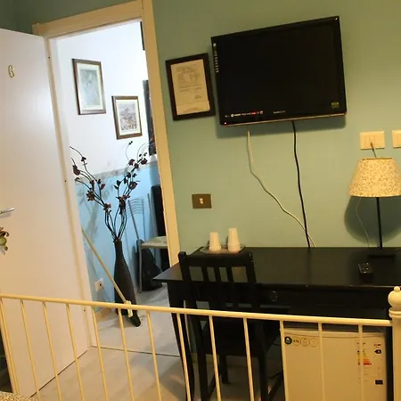 Bed & Breakfast Rossana Holidays 2*
