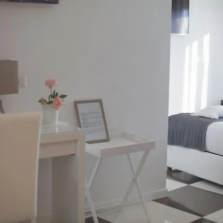 Saint Peter's Luxury Domus Guest house *