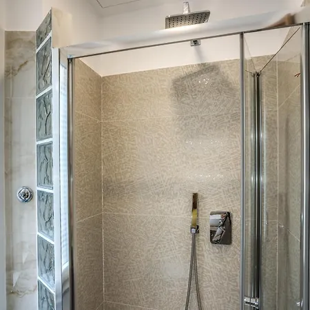 Apartment Fontana Di Trevi Charming Rome
