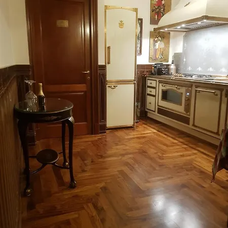 Guest house Regal House Navigatori 23 Rome