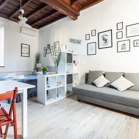 Apartment Cozy Campo De Fiori