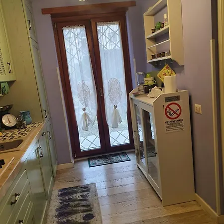 Holiday home Crismi House Rome