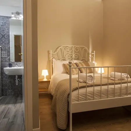 Bed & Breakfast Un Attimo A *