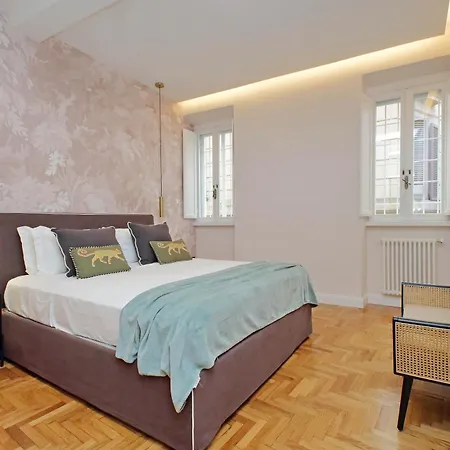 Ych-casa Bella- Luxury Near Piazza Venezia Rome