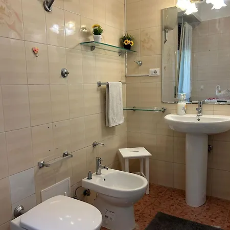 Appartement A & F