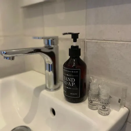 Guest house 101 *