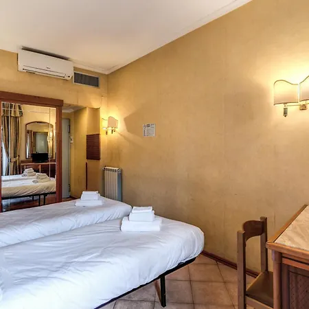 Hotel Pomezia