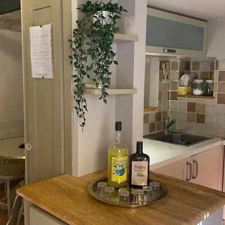 Domus Chiavari House Holiday home *