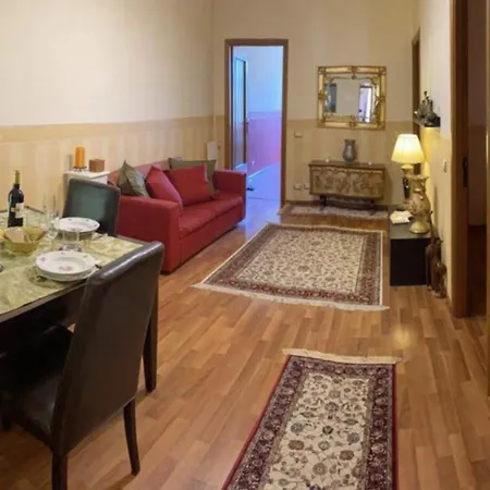 Apartment Domus Annia Guest House, The Amazing Colosseum *