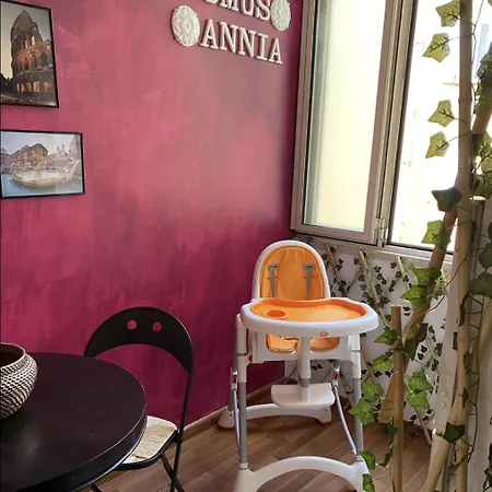 Apartment Domus Annia Guest House, The Amazing Colosseum *