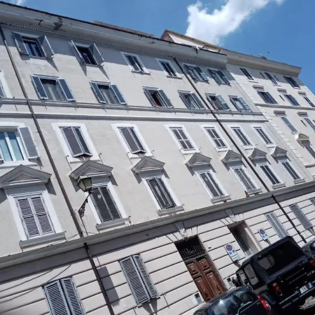 Domus Annia Guest House, The Amazing Colosseum Apartment
