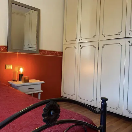 Apartment Domus Annia Guest House, The Amazing Colosseum