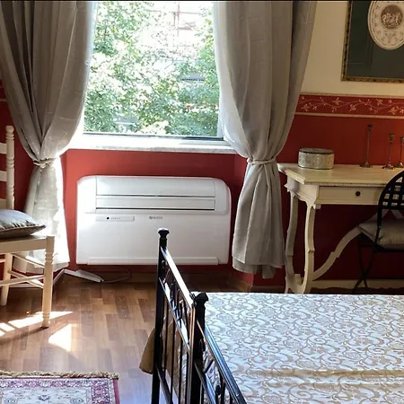 Apartment Domus Annia Guest House, The Amazing Colosseum *