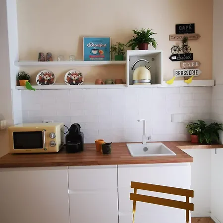 Apartamento Apuleio 11 *